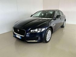 Loire blue Usata 2017 Jaguar XF Prestige Tre volumi | 15.000 € (Buon prezzo)