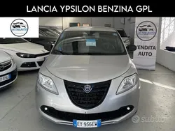 Grigio Usata 2015 Lancia Ypsilon Gold Due volumi | 6900 € (Buon prezzo)
