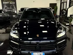Nero Usata 2022 Porsche Cayenne Platinum Edition SUV | 96.990 € (Molto cara)