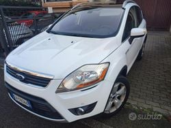 Bianco Usata 2011 Ford Kuga SUV | 6700 € (Buon prezzo)