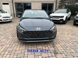 Aurora grey Nuova 2025 Hyundai i20 Tre volumi | 16.990 € (Buon prezzo)