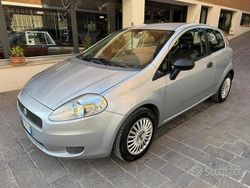 Grigio Usata 2006 Fiat Grande Punto Active Due volumi | 3490 € (Molto cara)