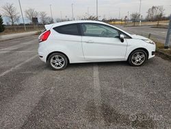 Bianco Usata 2013 Ford Fiesta Titanium Tre volumi | 4900 € (Ottimo prezzo)
