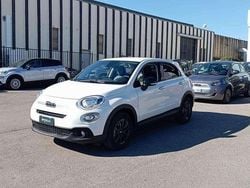 Bianco(met.) Usata 2022 Fiat 500X Club SUV | 17.900 € (Buon prezzo)