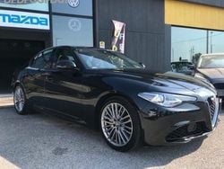 Nero Usata 2017 Alfa Romeo Giulia Super Tre volumi | 28.000 € (Buon prezzo)