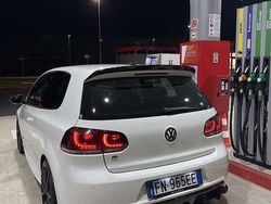 Bianco Usata 2010 VW Golf VI R Due volumi | 17.000 € (Molto cara)