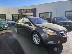 Bronzo metallizzato Usata 2009 Opel Insignia Tre volumi | 2900 € (Buon prezzo)