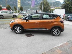 Arancione Usata 2017 Renault Captur SUV | 12.500 € (Cara)