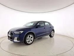 Blu navarra metallizzato Usata 2024 Audi A1 Business Due volumi | 26.500 € (Ottimo prezzo)