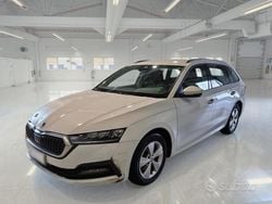 Bianco Usata 2021 Skoda Octavia Executive Station wagon | 16.450 € (Buon prezzo)