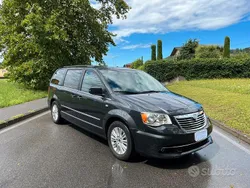 Usata 2012 Lancia Voyager Monovolume | 6900 € (Super prezzo)
