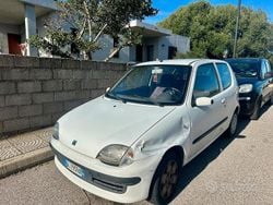 Bianco Usata 2000 Fiat Seicento Due volumi | 800 €