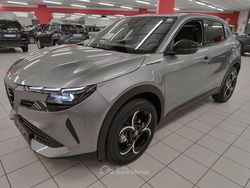 Grigio Nuova 2025 Alfa Romeo Junior Edizione Speciale SUV | 29.400 € (Buon prezzo)