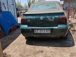 Verde Usata 1998 VW Golf Cabriolet Cabrio | 1200 €