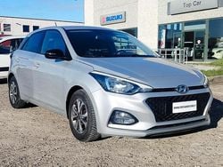 Grigio Usata 2020 Hyundai i20 Due volumi | 11.900 € (Cara)