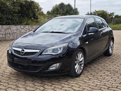 Nero Usata 2009 Opel Astra Cosmo Tre volumi | 3900 €