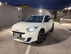 Bianco Usata 2025 Fiat 600 La Prima SUV | 20.990 € (Super prezzo)