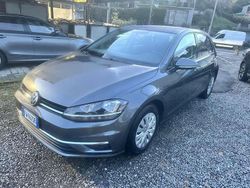 Grigio Usata 2019 VW Golf VII Executive Tre volumi | 8900 € (Super prezzo)