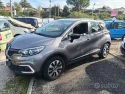 Grigio Usata 2018 Renault Captur SUV | 10.999 € (Buon prezzo)