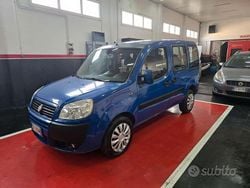 Blu Usata 2008 Fiat Doblò Active Monovolume | 3900 € (Cara)
