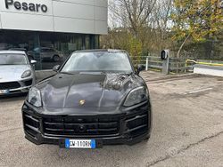 Nero Usata 2024 Porsche Cayenne S SUV | 139.900 €