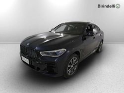 Carbonschwarz metallizzato Usata 2022 BMW X6 M Sport SUV | 62.900 € (Buon prezzo)