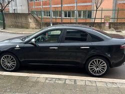 Nero Usata 2008 Alfa Romeo 159 Tre volumi | 2500 € (Buon prezzo)