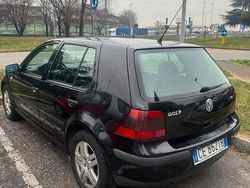 Nero Usata 2002 VW Golf Tre volumi | 1600 € (Buon prezzo)