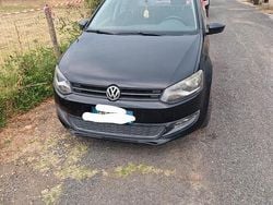 Nero Usata 2010 VW Polo Tre volumi | 4000 € (Buon prezzo)