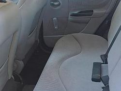 Grigio Usata 2007 Citroën C3 Tre volumi | 2400 €