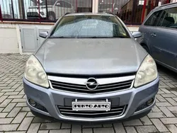 Nessuno Usata 2007 Opel Astra Enjoy Station wagon | 3000 € (Molto cara)