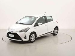 Bianco Usata 2018 Toyota Yaris Hybrid Active Due volumi | 10.490 € (Ottimo prezzo)