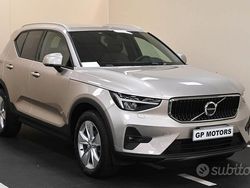 Grigio Usata 2024 Volvo XC40 Core SUV | 31.900 € (Molto cara)