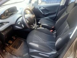 Usata 2014 Peugeot 208 Active Due volumi | 5200 € (Ottimo prezzo)