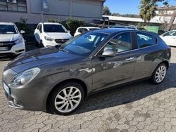Grigio Usata 2016 Alfa Romeo Giulietta Super Tre volumi | 8900 € (Ottimo prezzo)