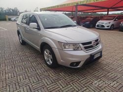 Grigio Usata 2013 Fiat Freemont Urban SUV | 6950 € (Buon prezzo)