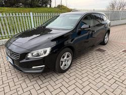 Nero Usata 2014 Volvo V60 Kinetic Station wagon | 9450 € (Molto cara)