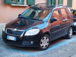 Nero Usata 2007 Skoda Roomster Style Monovolume | 2700 € (Buon prezzo)