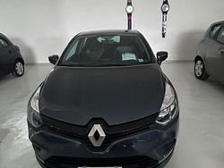 Blu Usata 2017 Renault Clio IV Life Tre volumi | 7200 € (Buon prezzo)