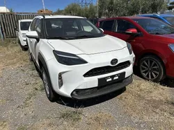 Usata 2024 Toyota Yaris Cross Trend SUV | 22.950 € (Buon prezzo)