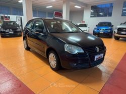 Nero Usata 2006 VW Polo Comfortline Tre volumi | 2200 € (Ottimo prezzo)