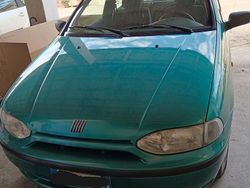 Verde Usata 2000 Fiat Palio Tre volumi | 250 € (Ottimo prezzo)
