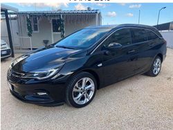 Nero Usata 2018 Opel Astra Innovation Station wagon | 9999 € (Buon prezzo)
