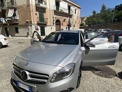 Usata 2014 Mercedes A180 Tre volumi | 13.500 € (Buon prezzo)