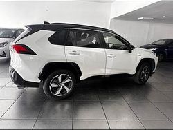 Bianco Usata 2020 Toyota RAV4 SUV | 28.000 €
