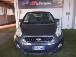 Grigio Usata 2013 Kia Venga Due volumi | 2700 € (Super prezzo)