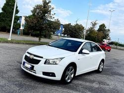 Bianco Usata 2010 Chevrolet Cruze LT Tre volumi | 3200 € (Buon prezzo)