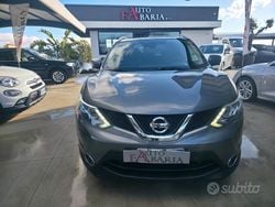 Grigio Usata 2015 Nissan Qashqai Tekna SUV | 12.900 € (Cara)