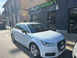 Bianco Usata 2016 Audi A1 Tre volumi | 11.900 € (Buon prezzo)