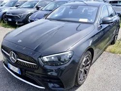 Nero Usata 2021 Mercedes E200 Premium Plus Tre volumi | 35.500 € (Molto cara)